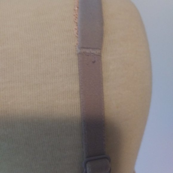 Victorias Secret Body by Victoria No Wire 36D Bra - Picture 13 of 16